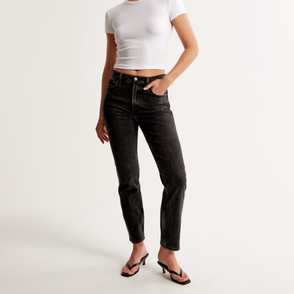 ABERCROMBIE & FITCH high rise mom jean 27L black